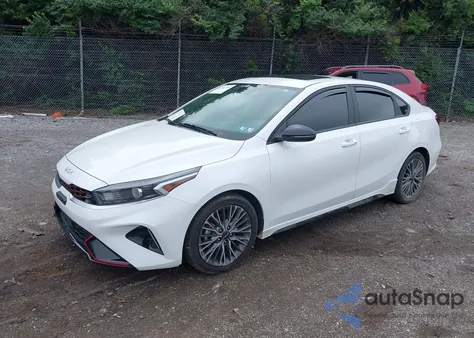 2022 Kia Forte Gt-Line z USA, uszkodzony, nr VIN 3KPF54AD4NE431993